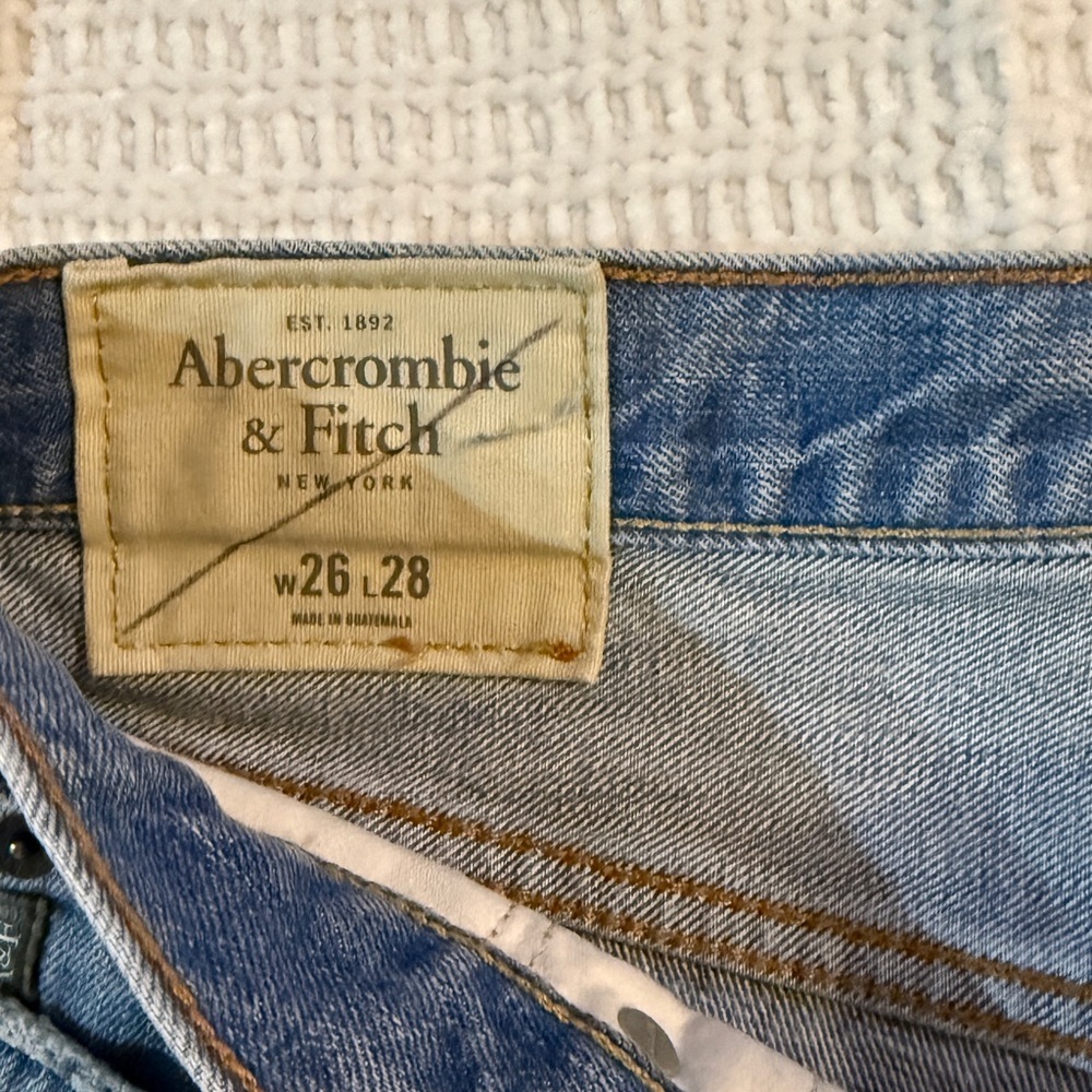 Abercrombie & Fitch Women's Distressed Straight Leg Jeans W26 L28 Blue - Picture 3 of 10